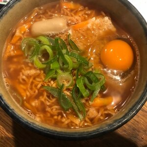 レモンですっきり爽やかなチキンラーメン